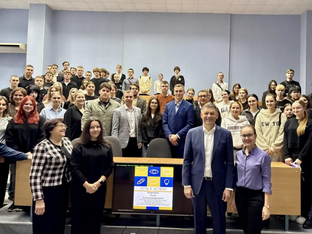 98C7C16C-66E9-4A40-B98A-80003EE7D075.jpg 98C7C16C-66E9-4A40-B98A-80003EE7D075.jpg